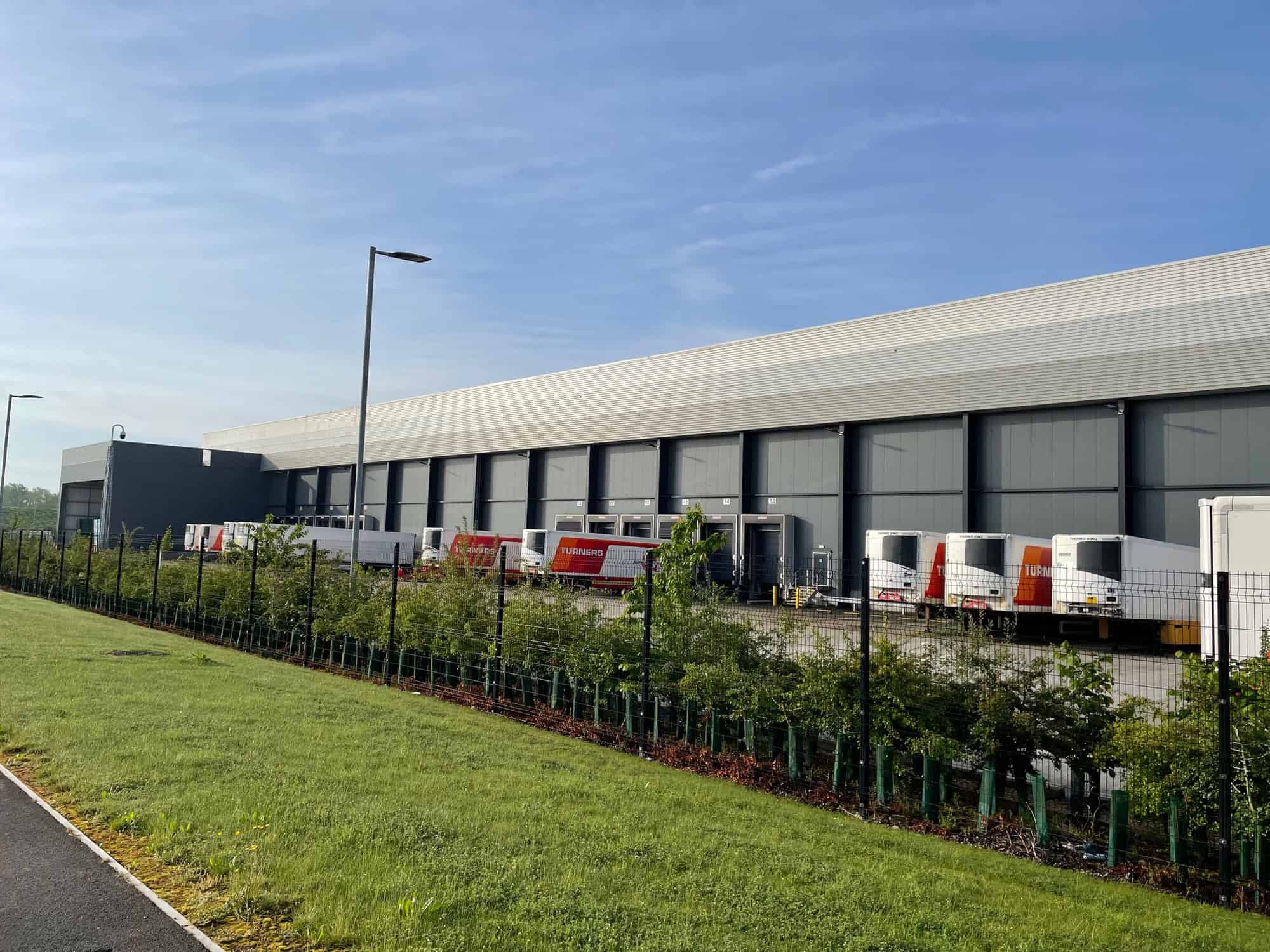 single ply flat roofing systems for warehousing and distribution rock roofing